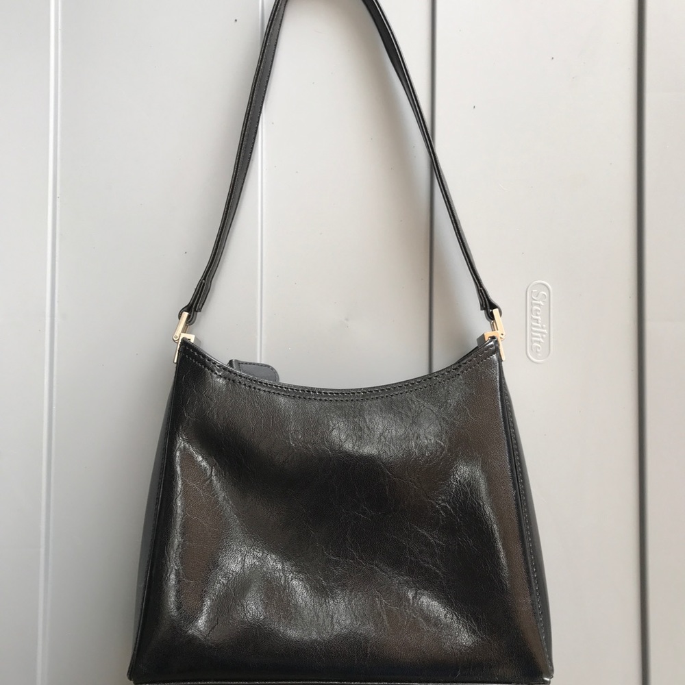 LizClaiborne Black mini purse